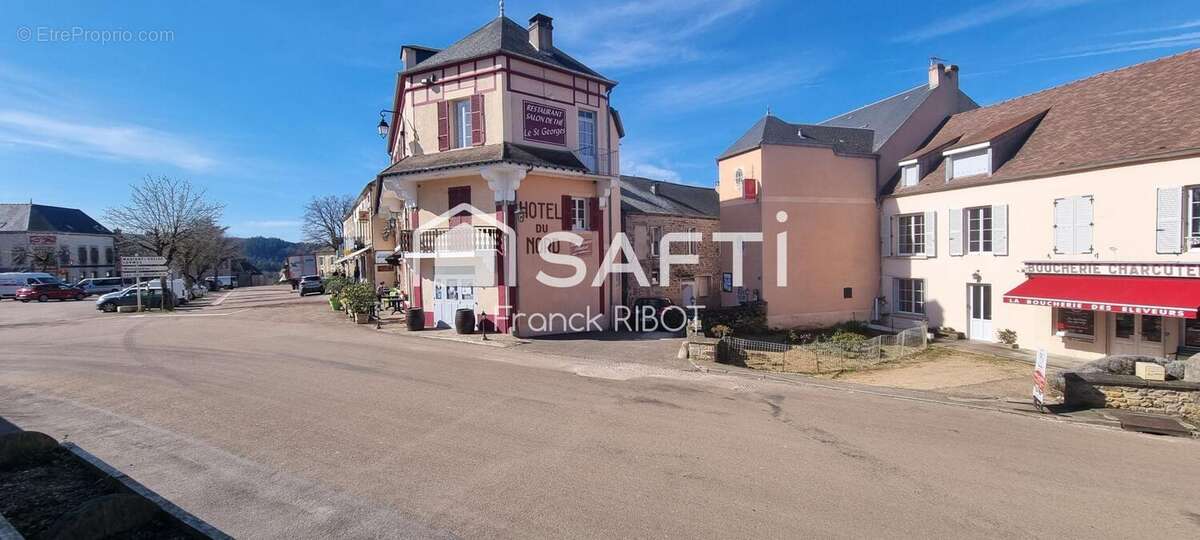 Commerce 738 m² à Quarre-Les-Tombes  - photo 3
