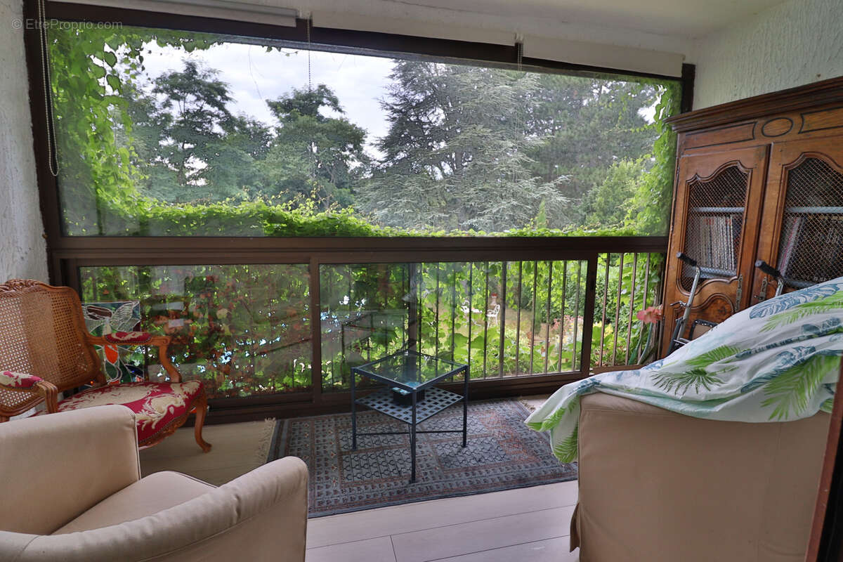 Maison à CHARBONNIERES-LES-BAINS