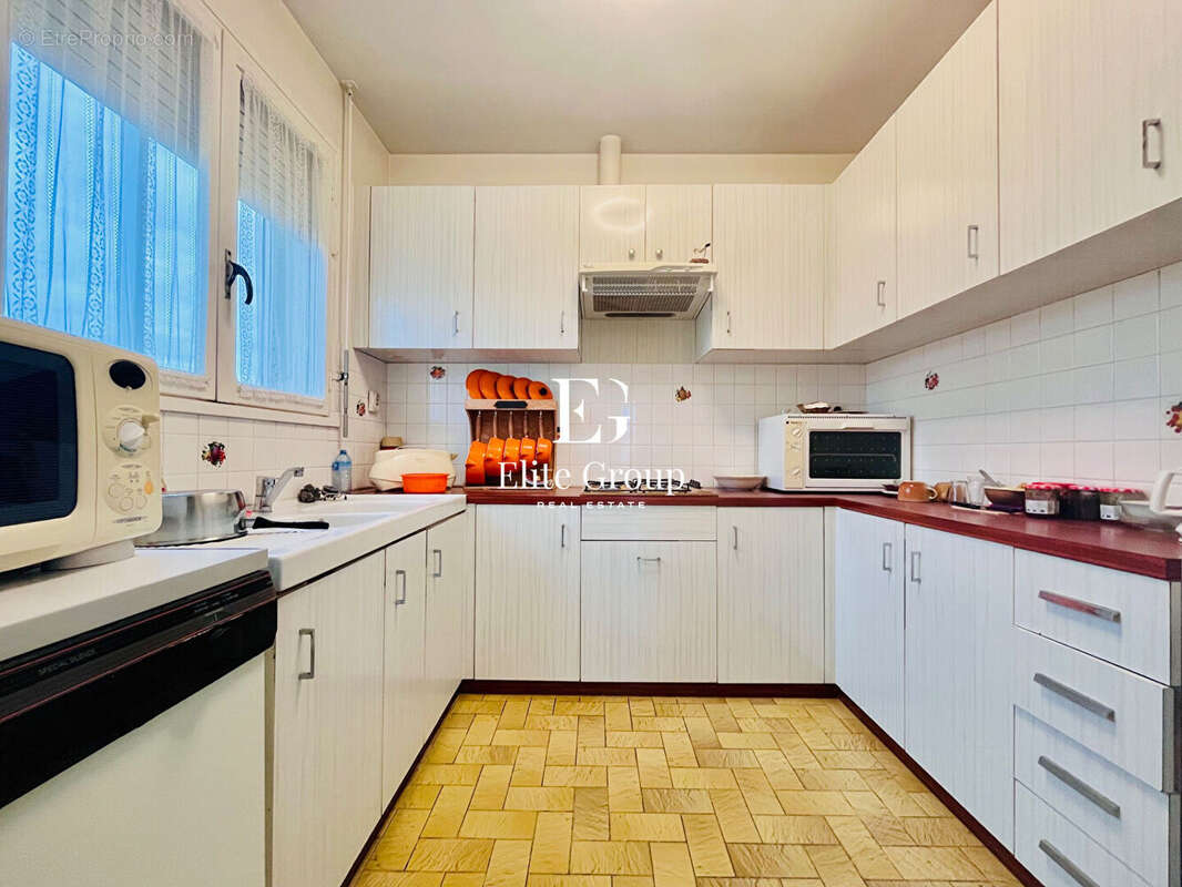 Maison à PORT-DES-BARQUES