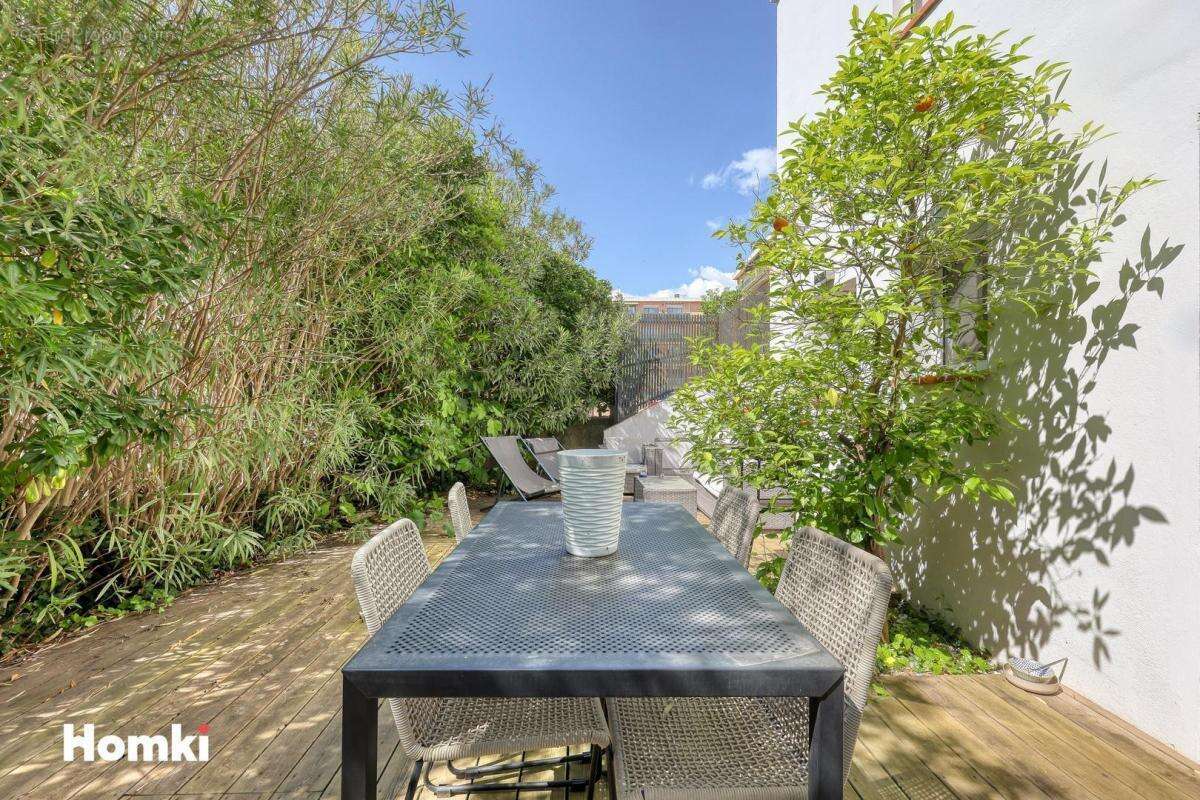 Appartement à HYERES