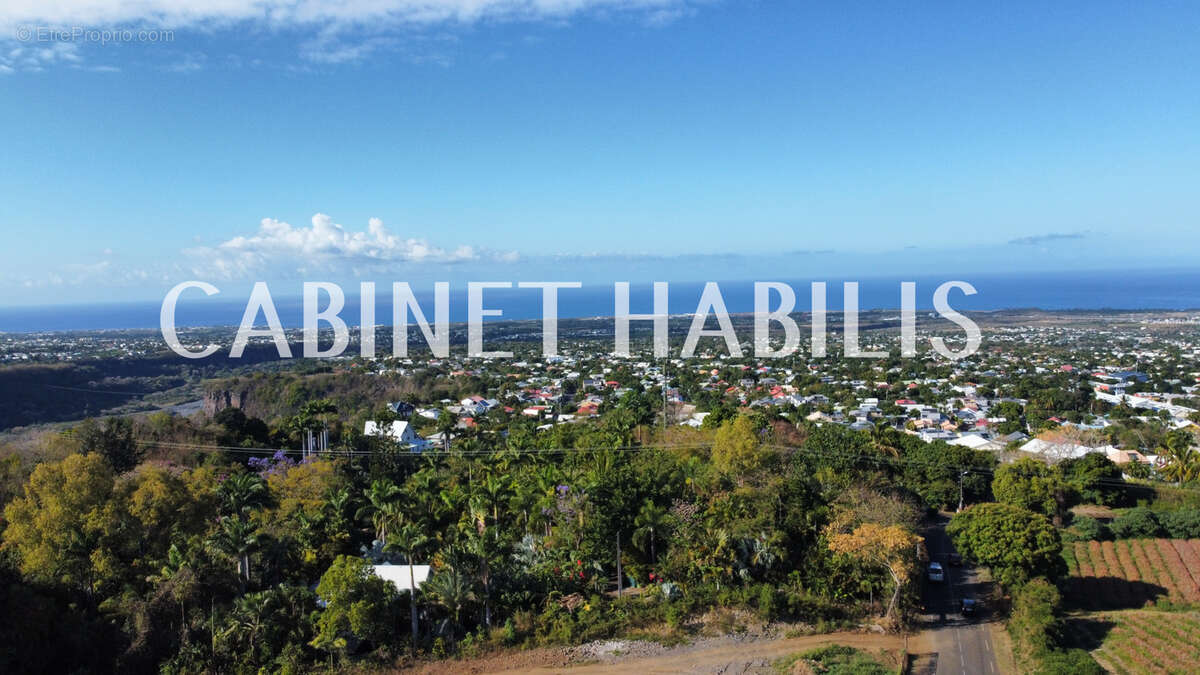 Terrain à SAINT-LOUIS