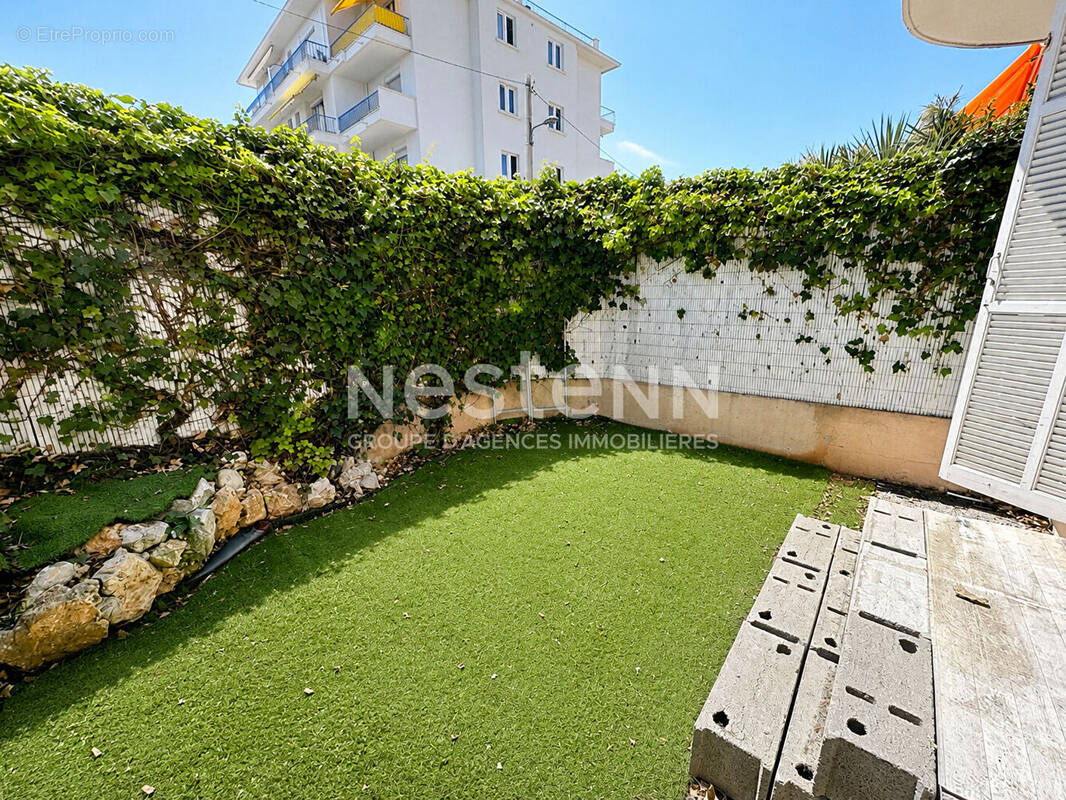 Appartement à VILLENEUVE-LOUBET