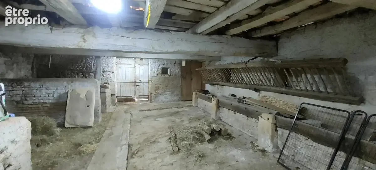 AUTHENTIQUE !!! Grande et belle maison en pierre dans un cadre préservé - photo 38