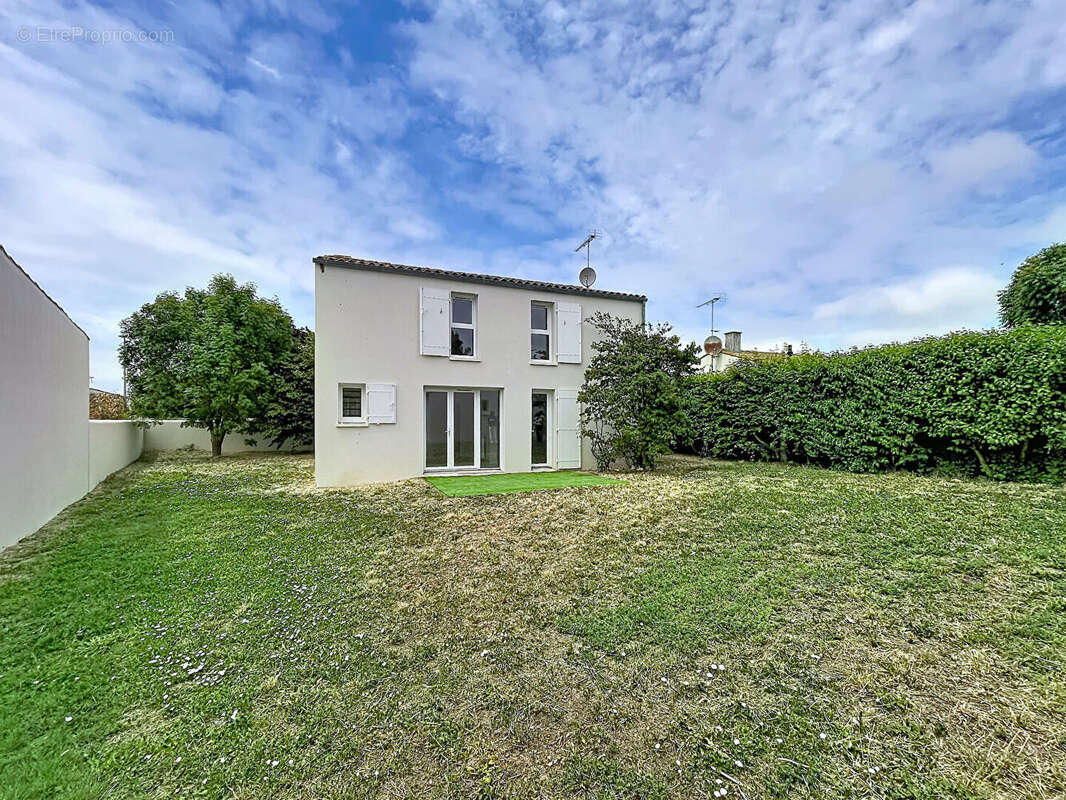 Maison à SAINT-VIVIEN