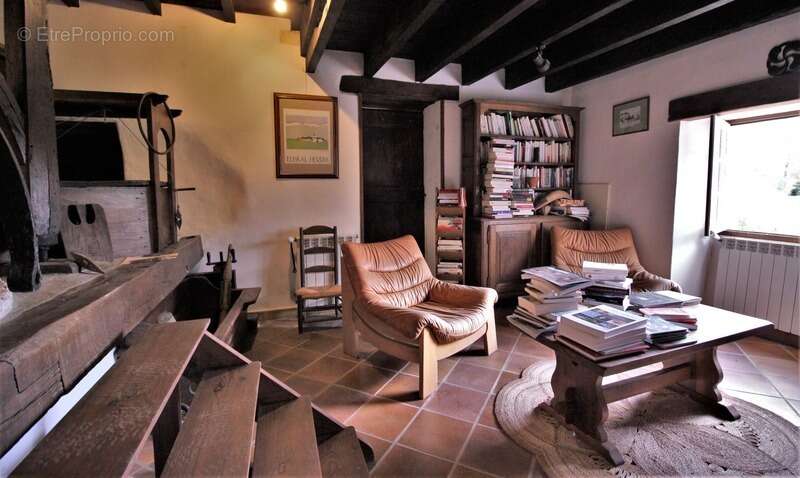 Maison à SAINT-MARTIN-DE-SEIGNANX