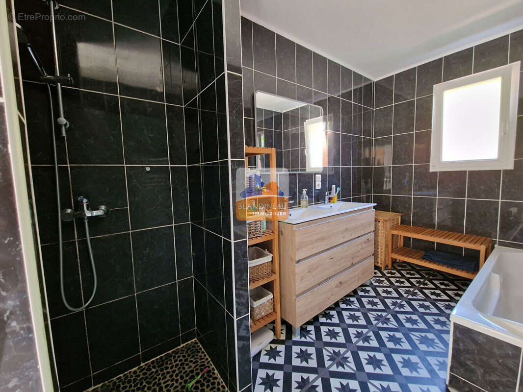 Maison à BOUGUENAIS