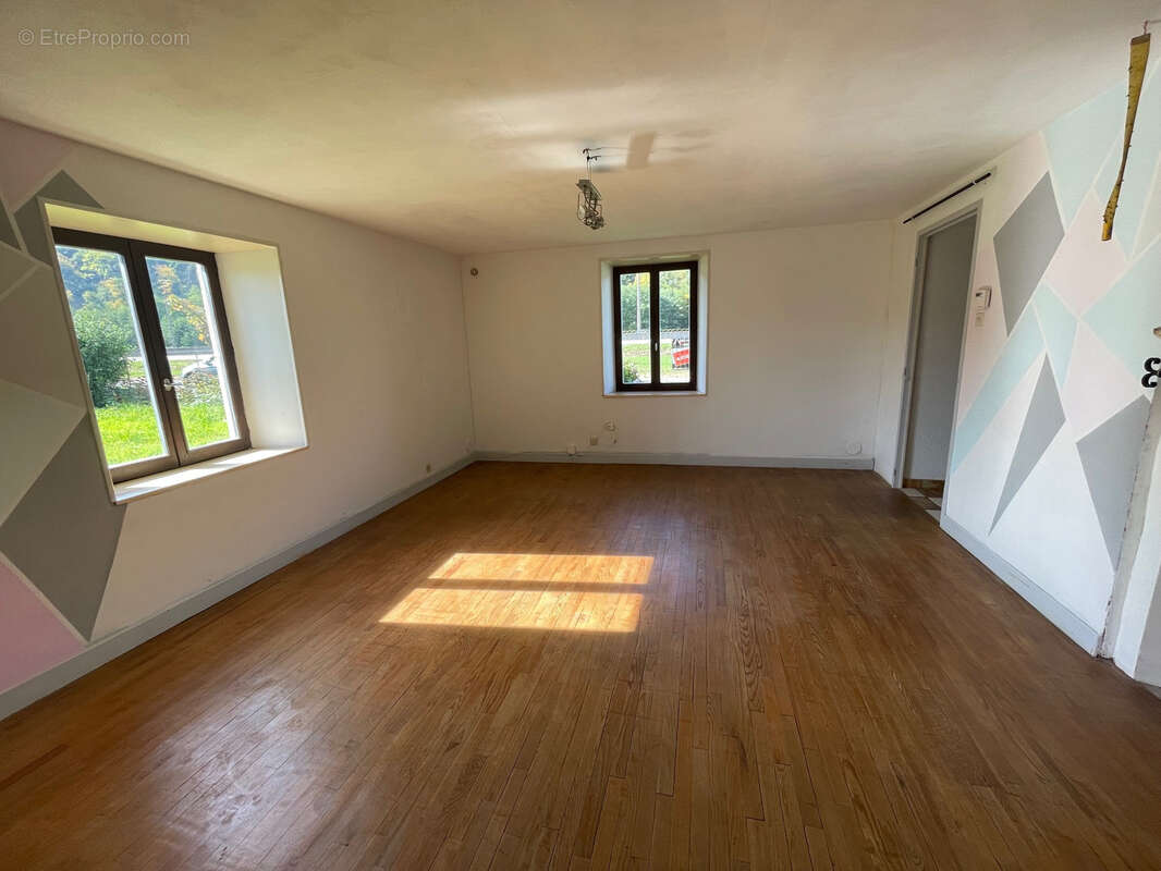 Maison à RUPT-SUR-MOSELLE