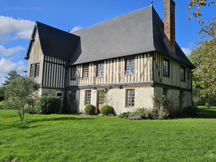 Maison à PONT-L&#039;EVEQUE