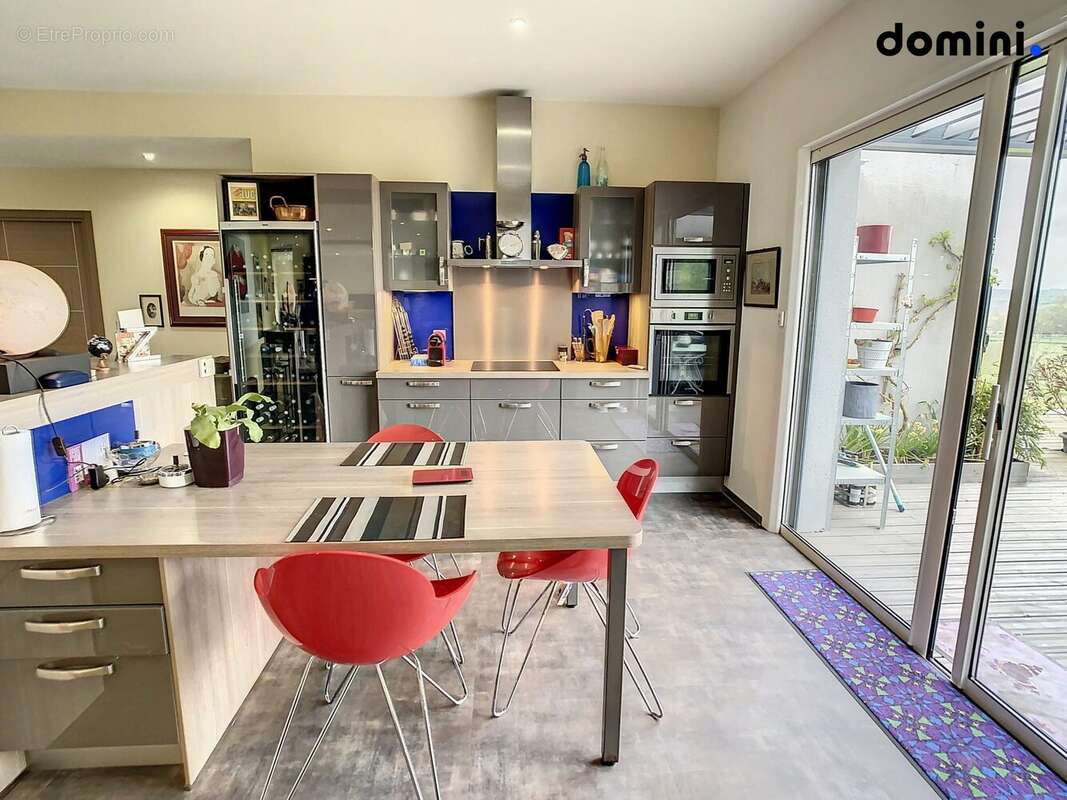 Maison à PARAY-LE-MONIAL