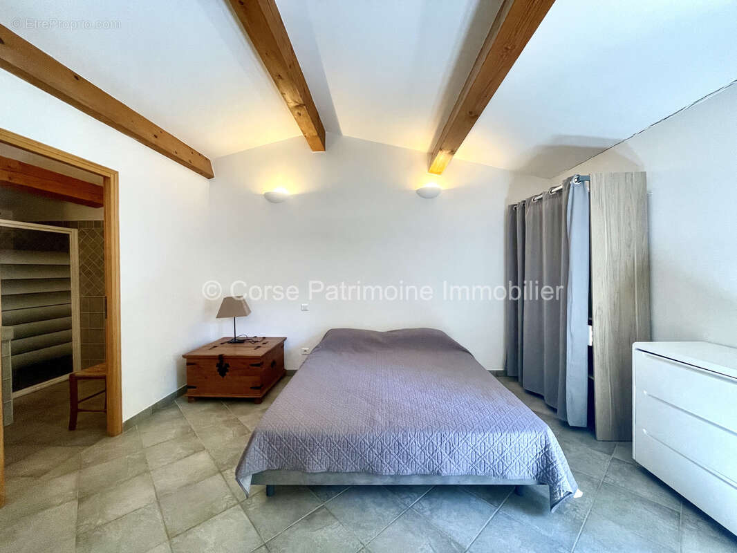 Mini villa en duplex dans une résidence sécurisée route de Palombaggia - photo 11