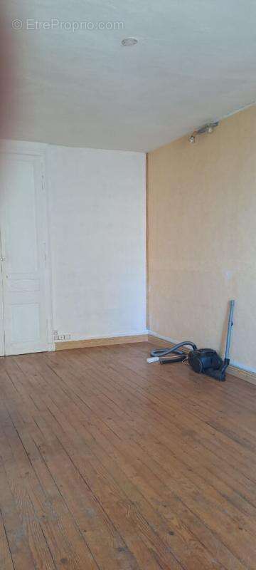 Maison à FRESNAY-SUR-SARTHE