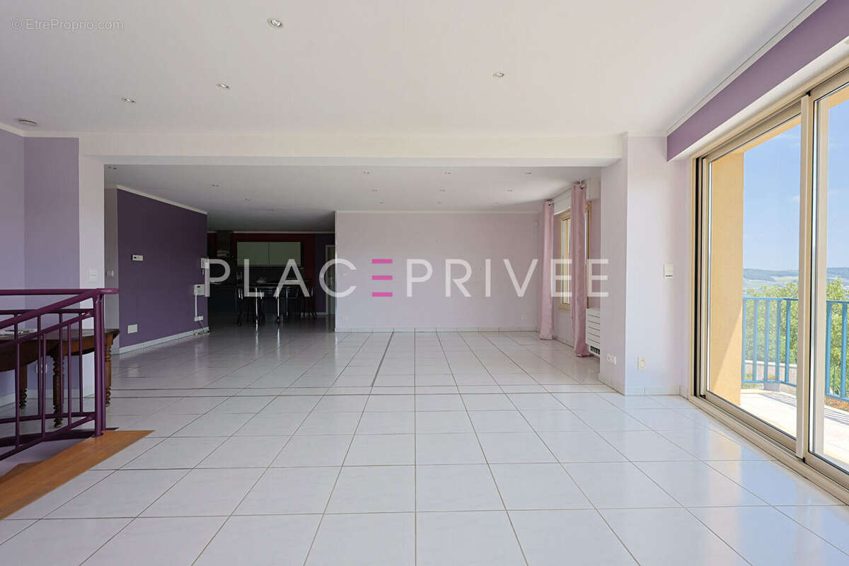 Maison à PAGNY-SUR-MOSELLE