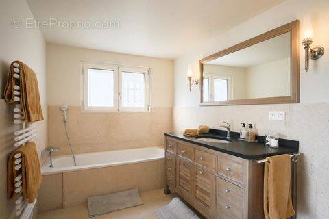 Maison à LA CROIX-VALMER