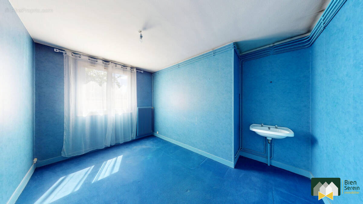 Chambre 1  - Appartement à LUCE