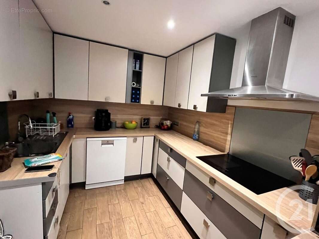 Maison à LE PLESSIS-BELLEVILLE