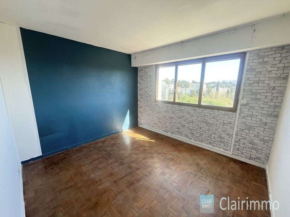 Appartement à MARSEILLE-13E
