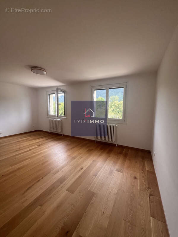 Maison à LANCRANS
