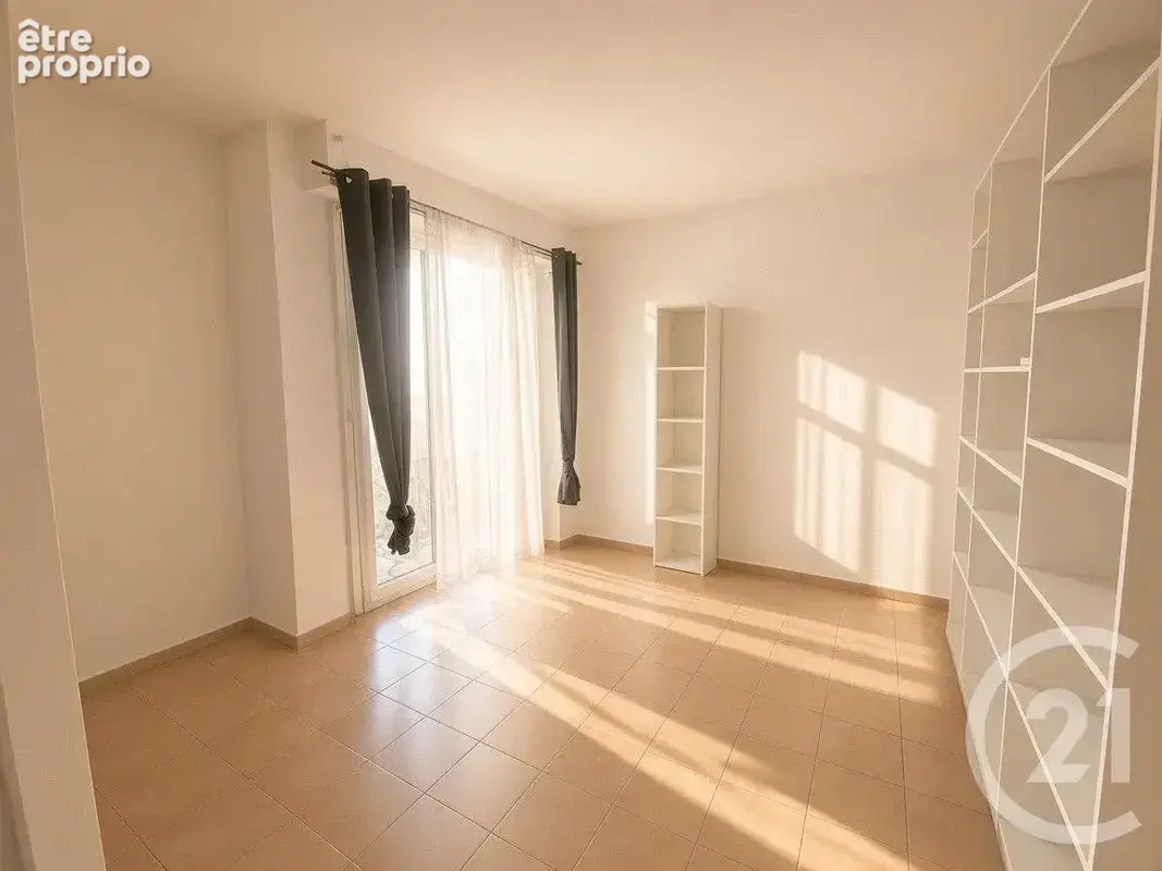Appartement 1 pièce 37 m² à vendre à Toulon (83200) - photo 3