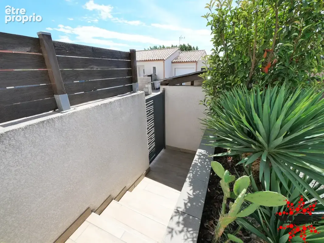 Villa contemporaine avec piscine dans un cadre privilégié - photo 22