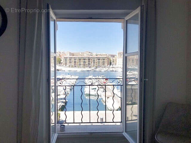 Appartement à MARSEILLE-7E
