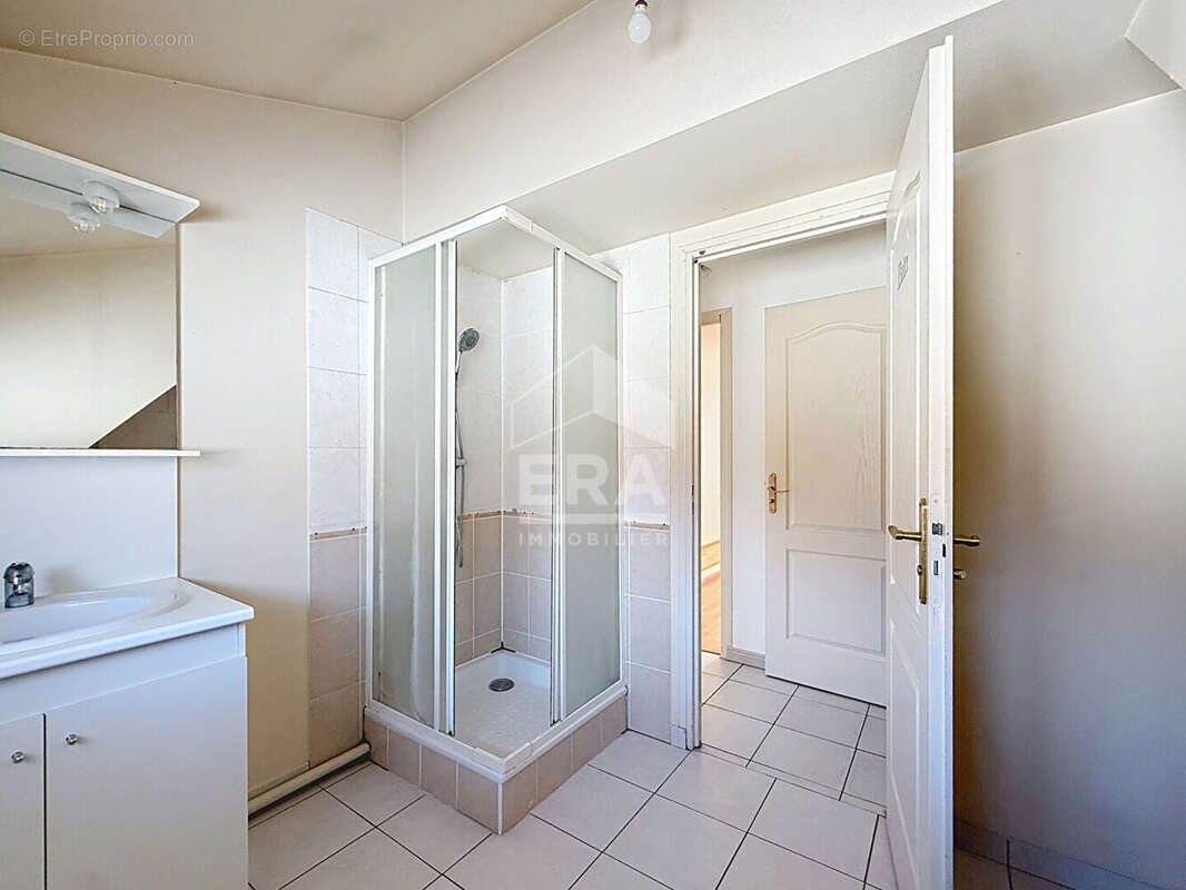 Appartement à ETRECHY