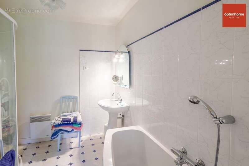 Maison à PONT-L'EVEQUE