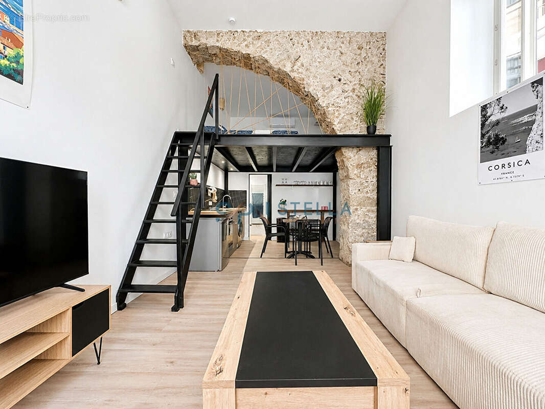 Loft T1 bis en mezzanine À Ajaccio - photo 3