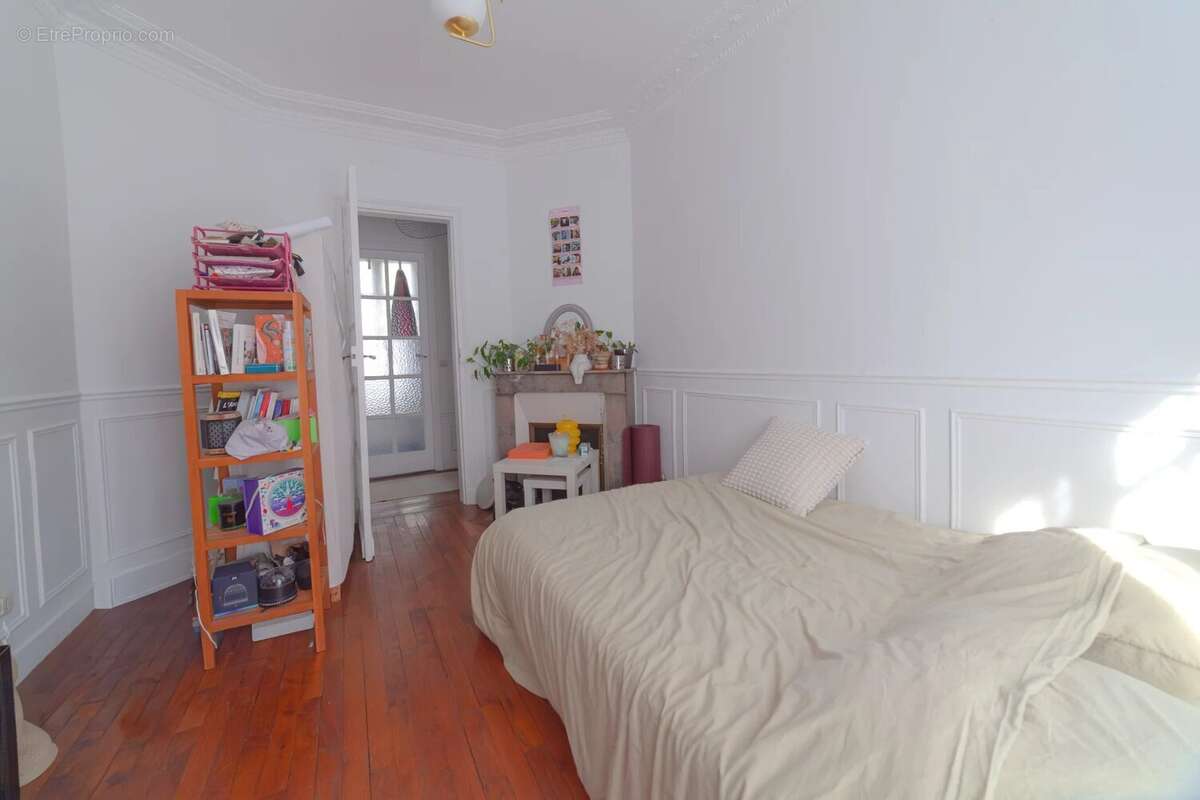 Appartement à PARIS-12E