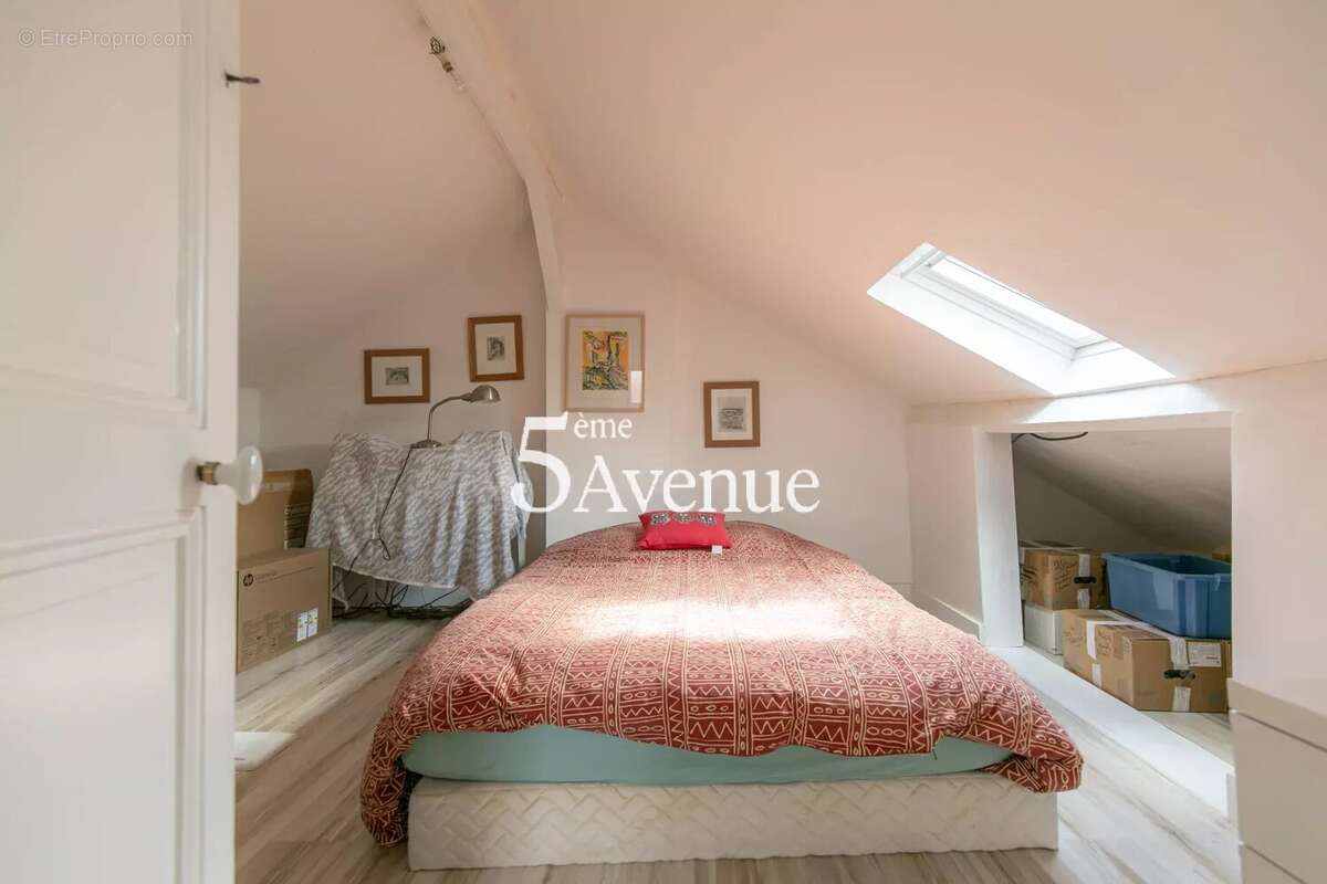 Maison à SAINT-MAUR-DES-FOSSES