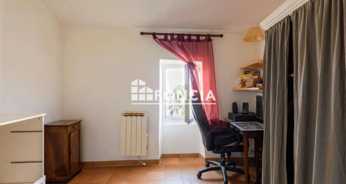 Maison à COLLORGUES