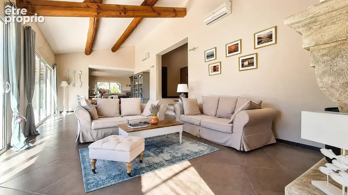 Maison 4 pièces 199 m² à vendre à Saint-Hippolyte-De-Montaigu (30700) - photo 4