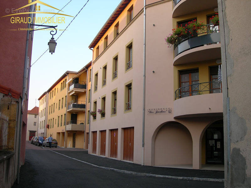Appartement à CHARLIEU