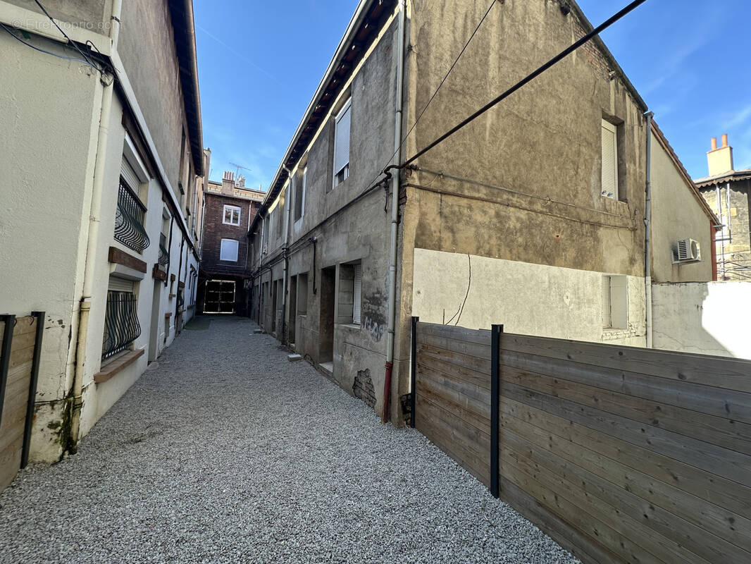 Appartement à SAINT-ETIENNE