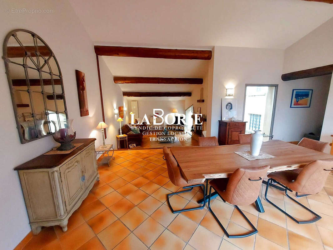 Maison 198 m² à Sorgues  - photo 6