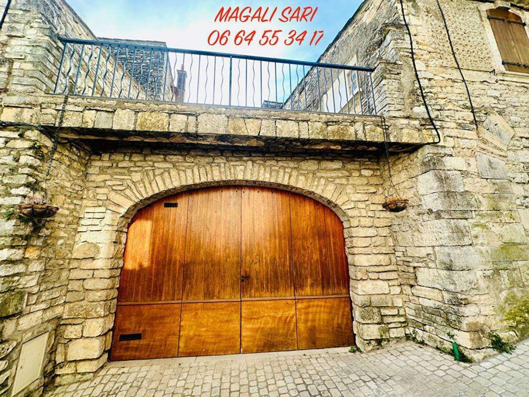 Maison à VEZENOBRES