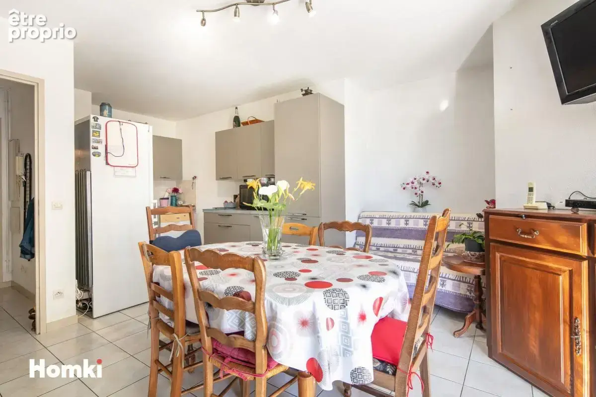 T1 lumineux avec balcon et vue sur le Vercors – Idéal premier achat ou investissement - photo 4