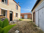 Maison à CHEVILLON-SUR-HUILLARD