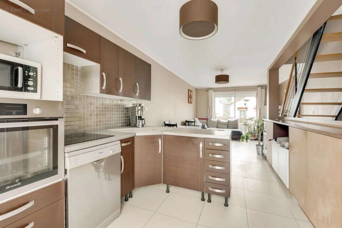 Maison à VITRY-SUR-SEINE