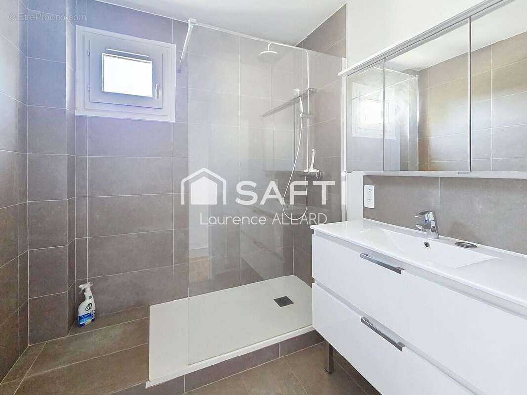 Photo 9 - Appartement à L'ISLE-ADAM