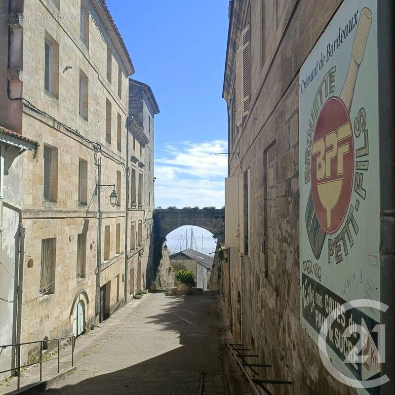 Maison à BAYON-SUR-GIRONDE