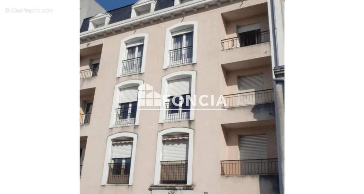 Parking à LA ROCHE-SUR-YON