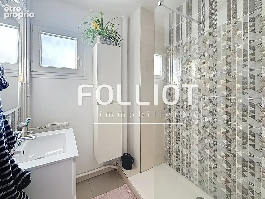 Appartement Coutances 3 pièce(s) 75.74 m2 A VENDRE COUP DE COEUR - photo 7