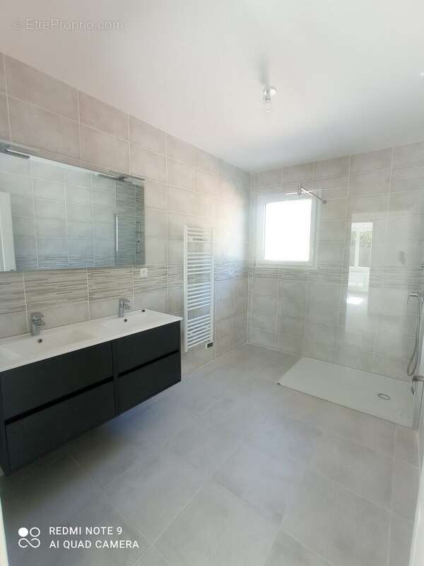 Maison à CHASSENEUIL-SUR-BONNIEURE