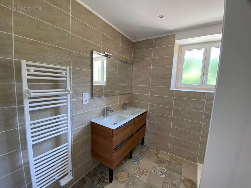 Maison à CARSAC-AILLAC