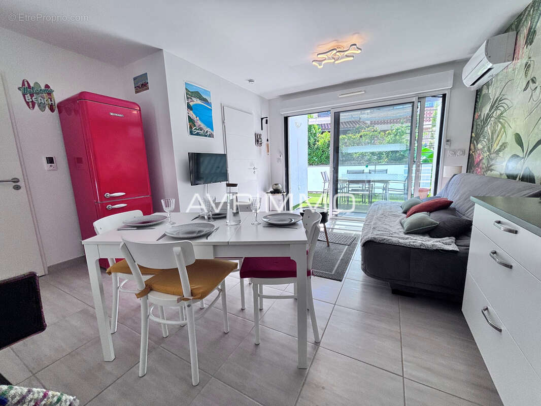 Appartement à SAINT-CYR-SUR-MER