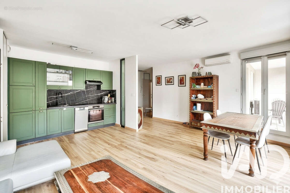 Photo 3 - Appartement à CALUIRE-ET-CUIRE