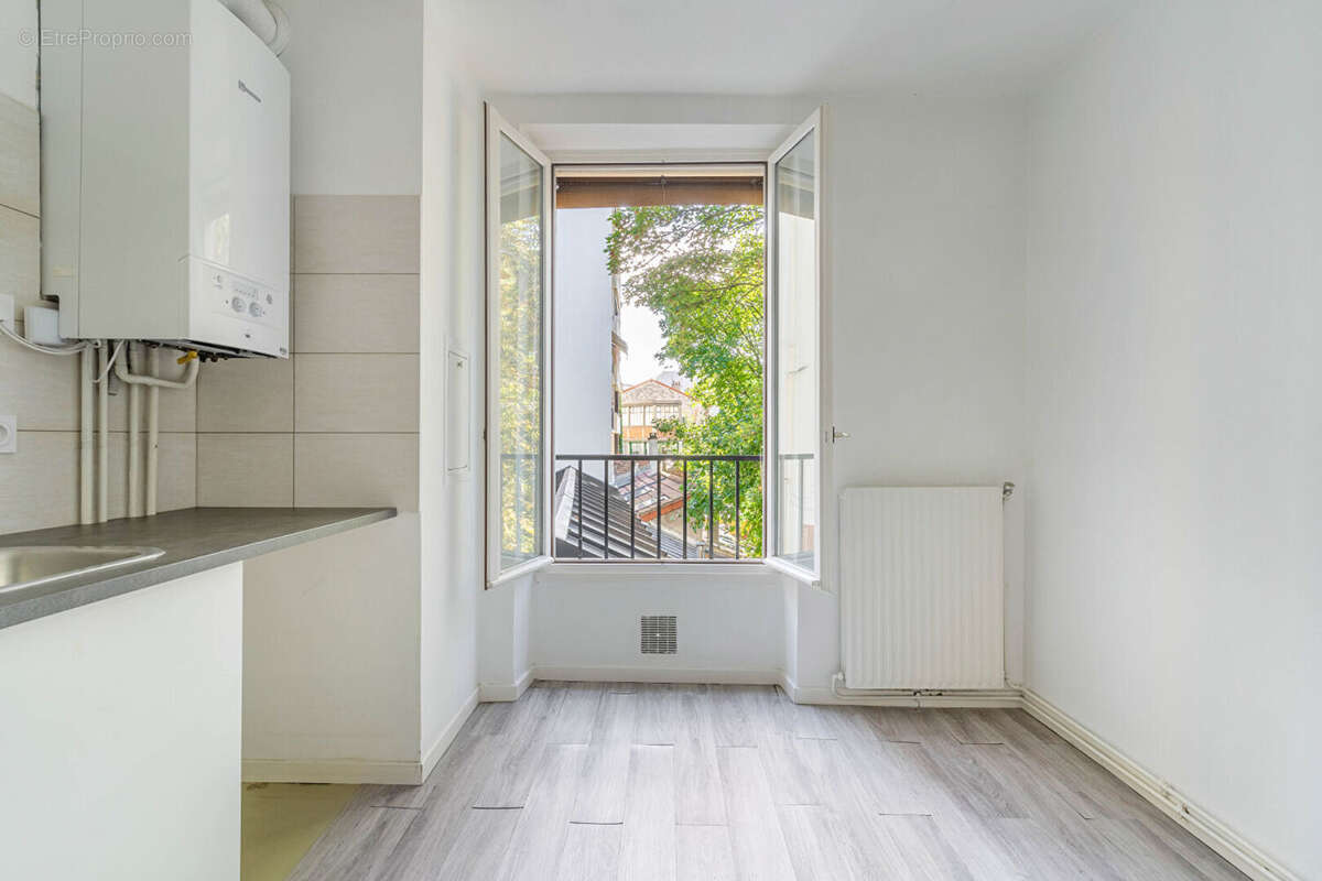 Appartement à PARIS-19E