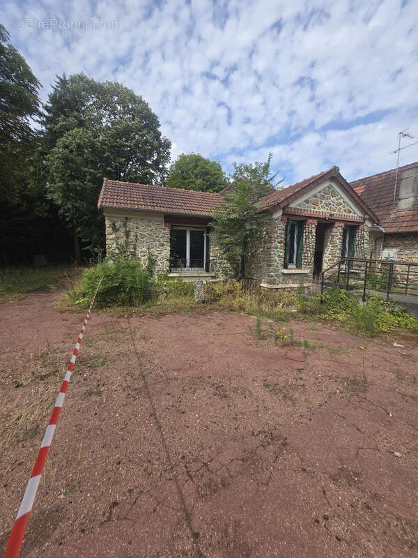 Maison à LIMEIL-BREVANNES