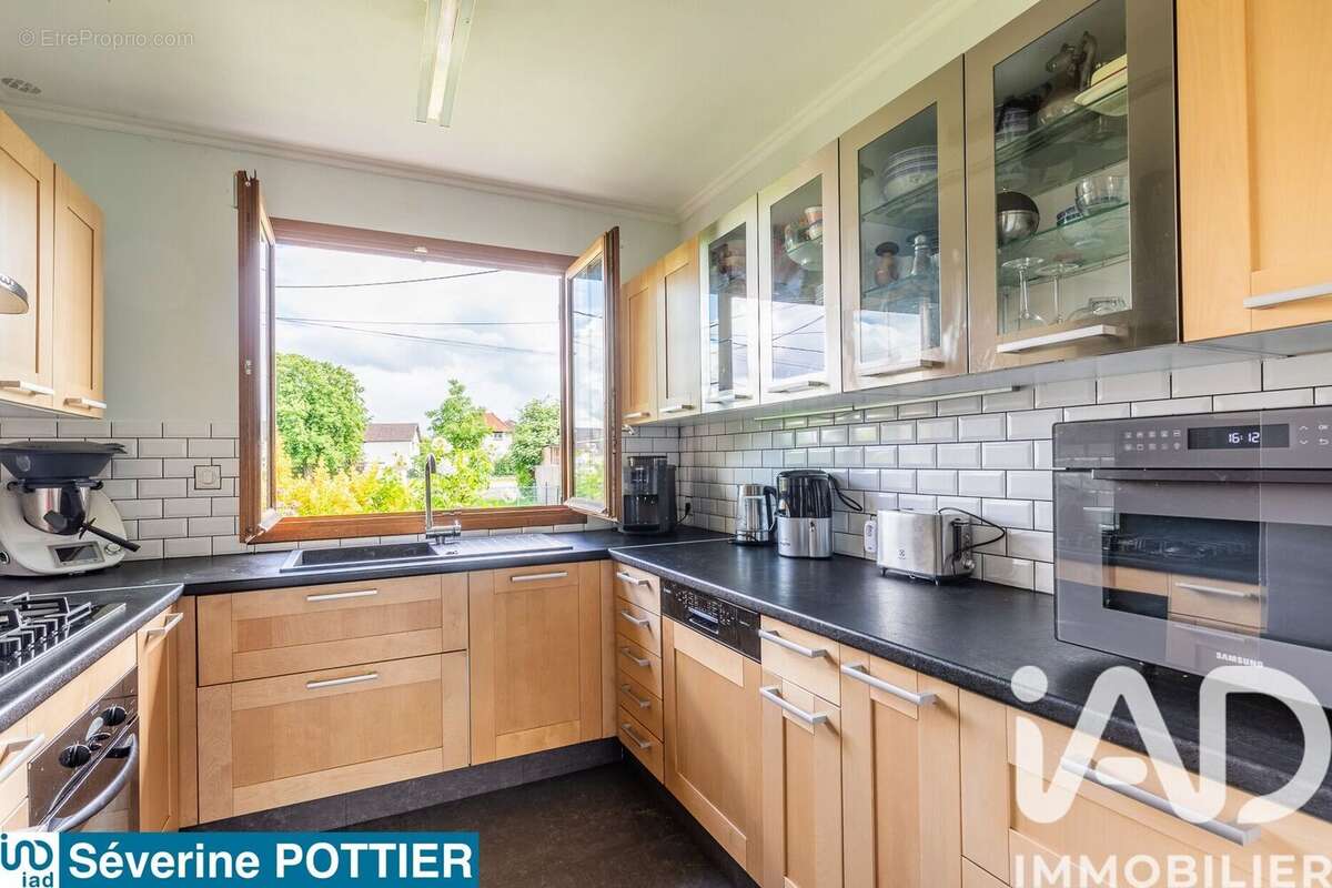 Photo 6 - Maison à VIRY-CHATILLON