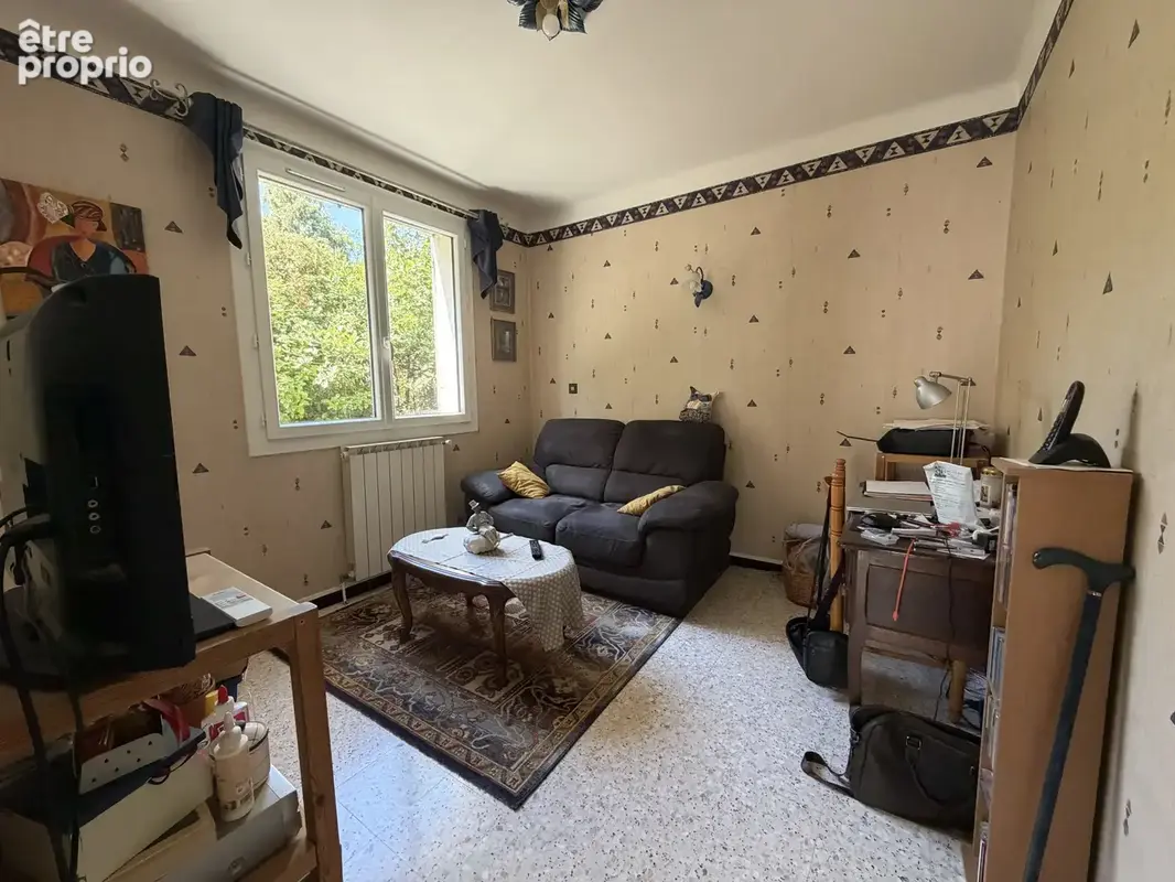 LAUDUN - Grande maison familiale avec appartement, piscine et terrain 1279m2 - photo 10
